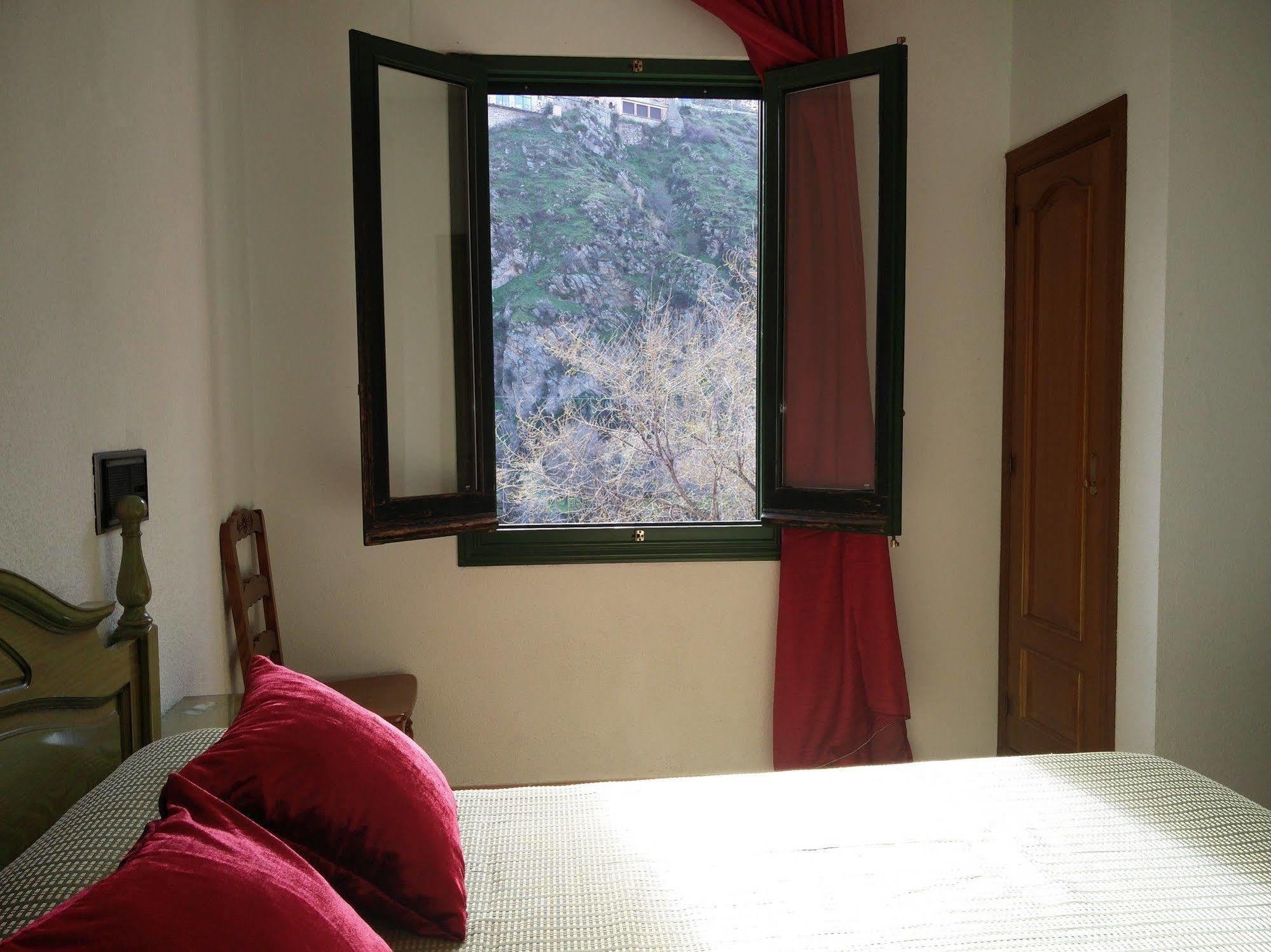 Eco Hotel Toledo Luaran gambar